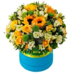 Цветы в коробке Злата